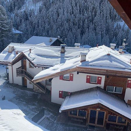 Luxury Chalet Orchidea Canazei Extérieur photo