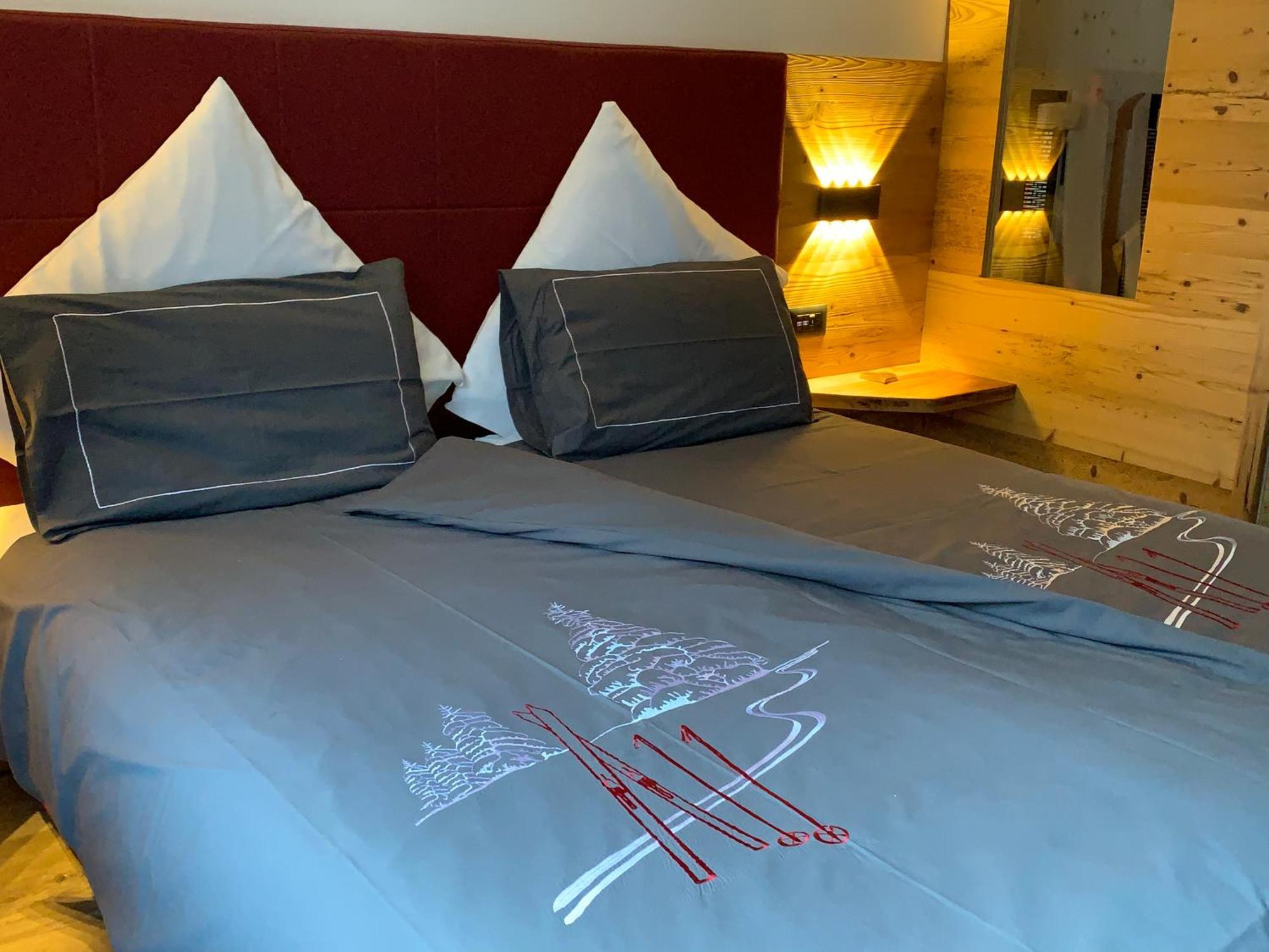 Luxury Chalet Orchidea Canazei Extérieur photo
